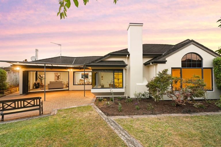 Photo of property in 28 Keswick Crescent, Huntington, Hamilton, 3210