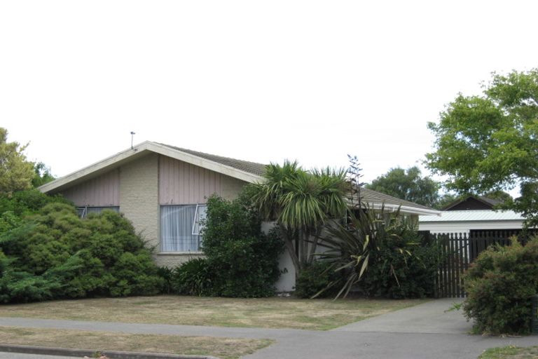 Photo of property in 37 Kawau Crescent, Bromley, Christchurch, 8062