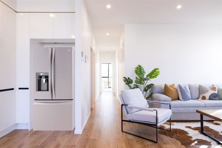 Photo of property in 7 Mata Road, Massey, Auckland, 0614