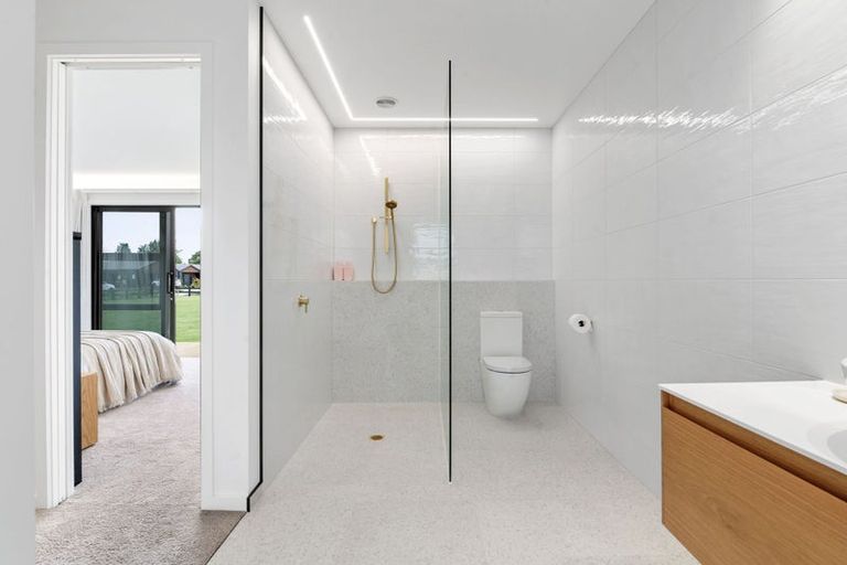 Photo of property in 59 Greenkeeper Lane, Ngahinapouri, 3882