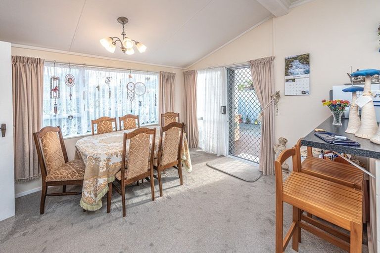 Photo of property in 27 Miro Street, Castlecliff, Whanganui, 4501