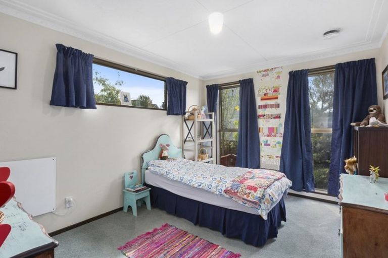 Photo of property in 6 Hogan Place, Fairfield, Dunedin, 9018