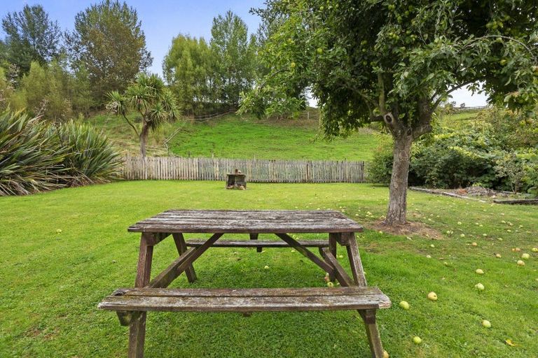Photo of property in 11 Goldfinch Street, Taihape, 4720