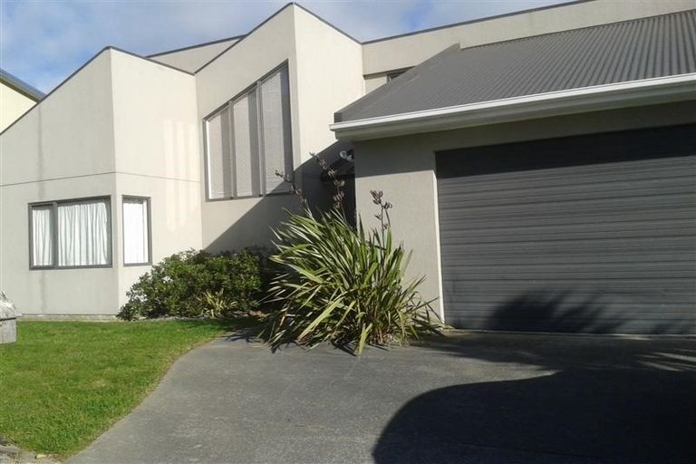 Photo of property in 62 Spyglass Lane, Whitby, Porirua, 5024