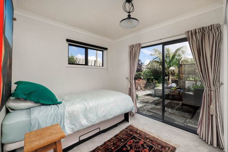 Photo of property in 35 Skudders Beach Road, Kerikeri, 0294