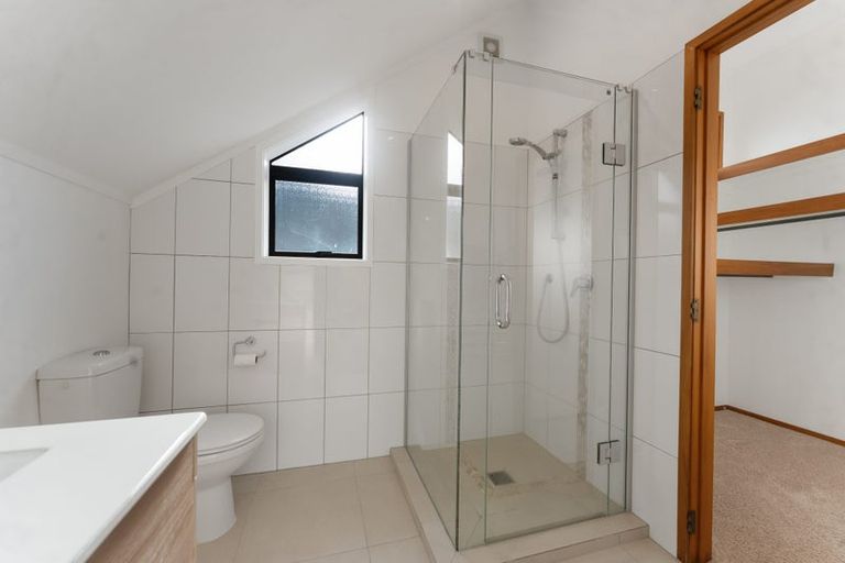 Photo of property in 1/23 Park Rise, Campbells Bay, Auckland, 0630