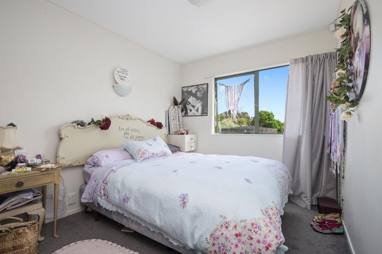 Photo of property in 15 Kowhai Avenue, Kaiaua, Pokeno, 2473