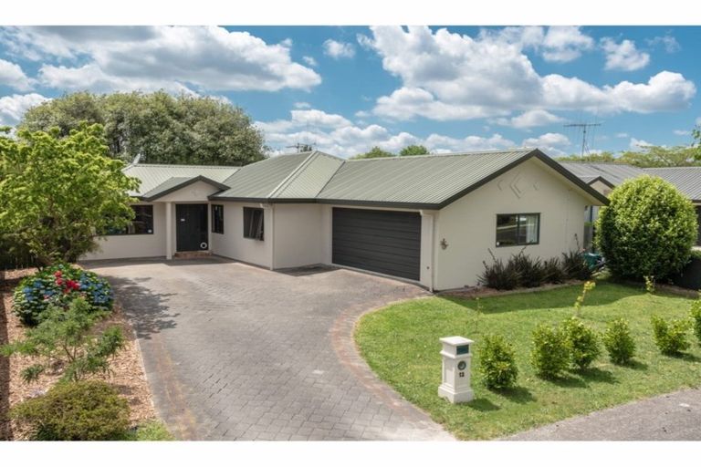 Photo of property in 12 Antrim Place, Nawton, Hamilton, 3200