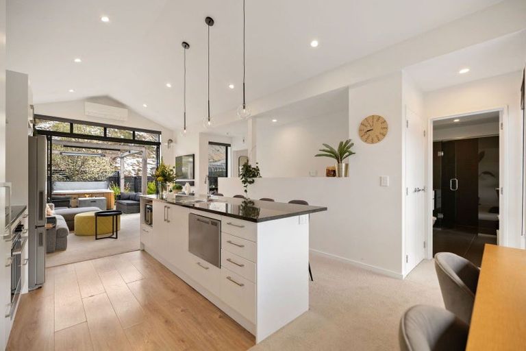 Photo of property in 5 Phoenix Lane, Arthurs Point, Queenstown, 9371