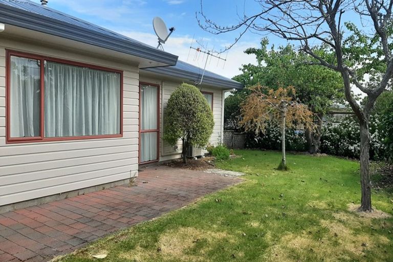 Photo of property in 2/32 Stanley Street, Wharewaka, Taupo, 3330