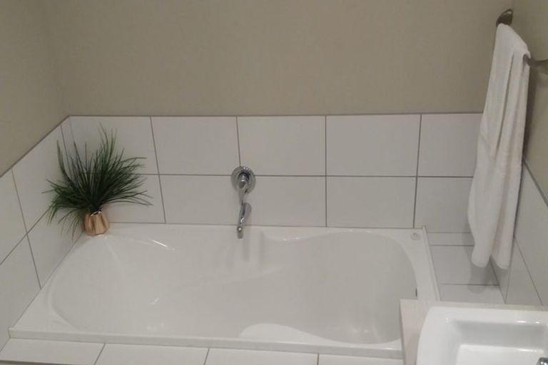 Photo of property in 6 Totara Heights Way, Paihia, 0200