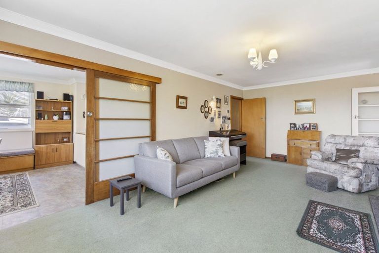 Photo of property in 9 Massey Street, Westown, New Plymouth, 4310