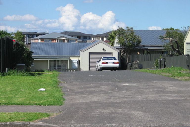 Photo of property in 32 Halyard Place, Te Atatu Peninsula, Auckland, 0610