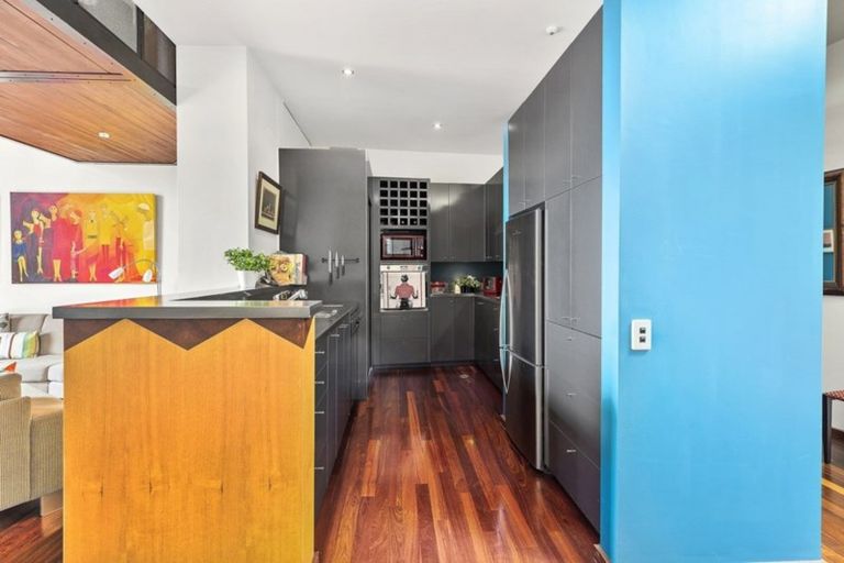 Photo of property in Dominion Apartments, 23/80 Victoria Street, Wellington Central, Wellington, 6011