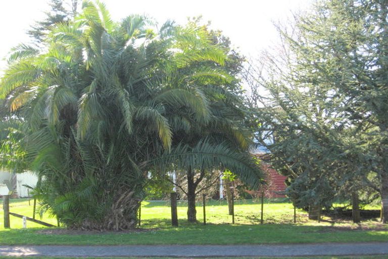 Photo of property in 129 Cook Drive, Whitianga, 3510