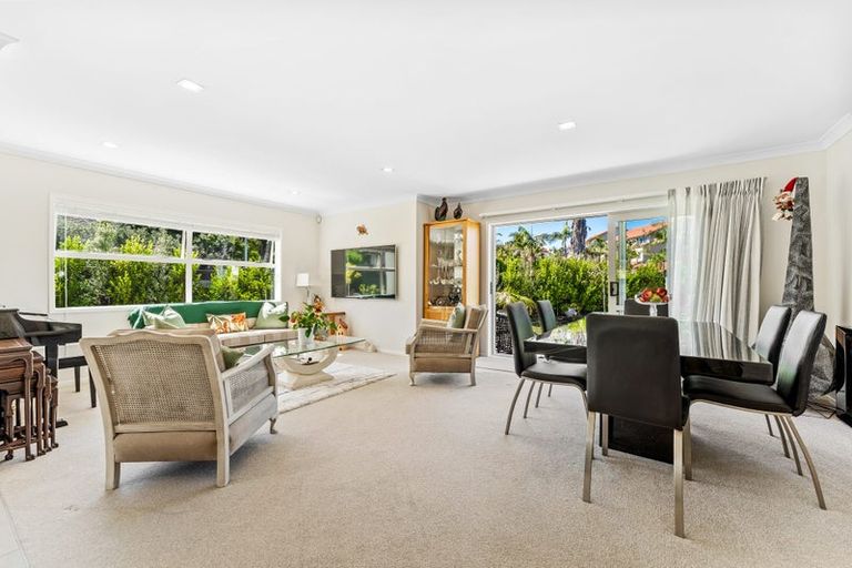 Photo of property in 2 Maylee Crescent, Gulf Harbour, Whangaparaoa, 0930