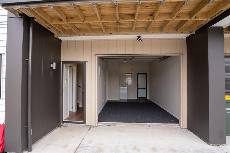 Photo of property in 23b Great South Road, Papatoetoe, Auckland, 2025