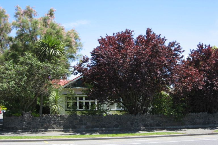 Photo of property in 3/129 Hills Road, Edgeware, Christchurch, 8013