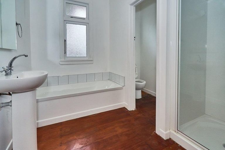 Photo of property in 194 South Street, Feilding, 4702