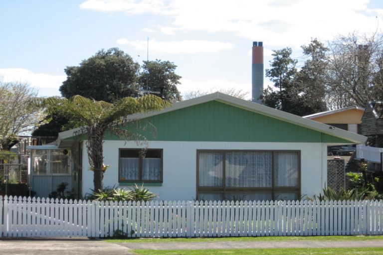 Photo of property in 93 Hakanoa Street, Huntly, 3700