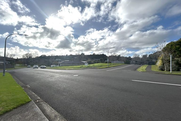 Photo of property in 90 Karamea Street, Whalers Gate, New Plymouth, 4310