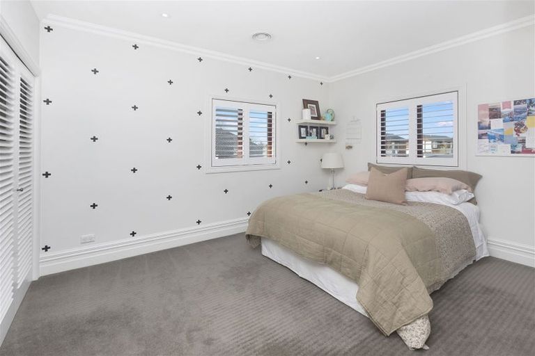 Photo of property in 87 Merivale Lane, Merivale, Christchurch, 8014