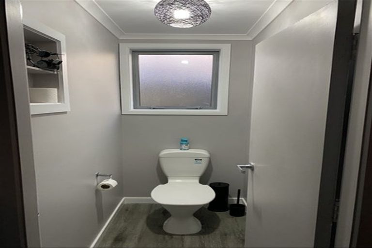 Photo of property in 98 Salford Street, Windsor, Invercargill, 9810