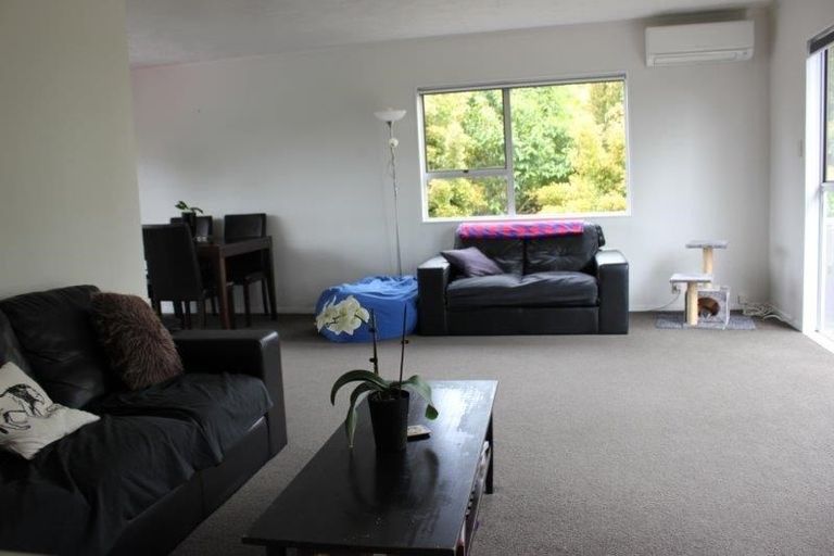 Photo of property in 1/104 Arran Road, Browns Bay, Auckland, 0630