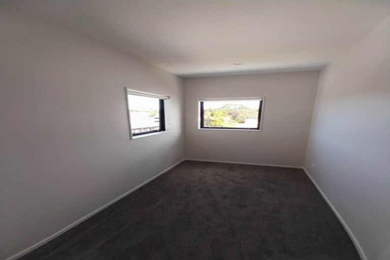 Photo of property in 133a Arran Road, Browns Bay, Auckland, 0630