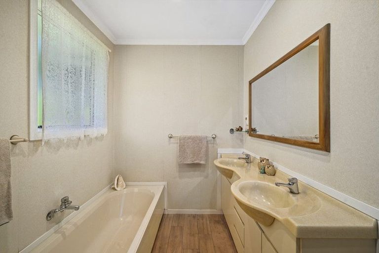 Photo of property in 48 Tumene Drive, Owhata, Rotorua, 3010