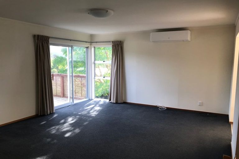 Photo of property in 1/15 Glastron Place, Bayview, Auckland, 0629