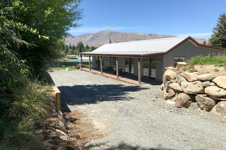 Photo of property in 26a Aorangi Crescent, Lake Tekapo, 7999