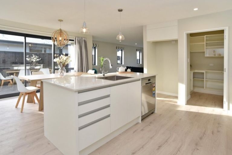 Photo of property in 47 Westpark Boulevard, Rangiora, 7400