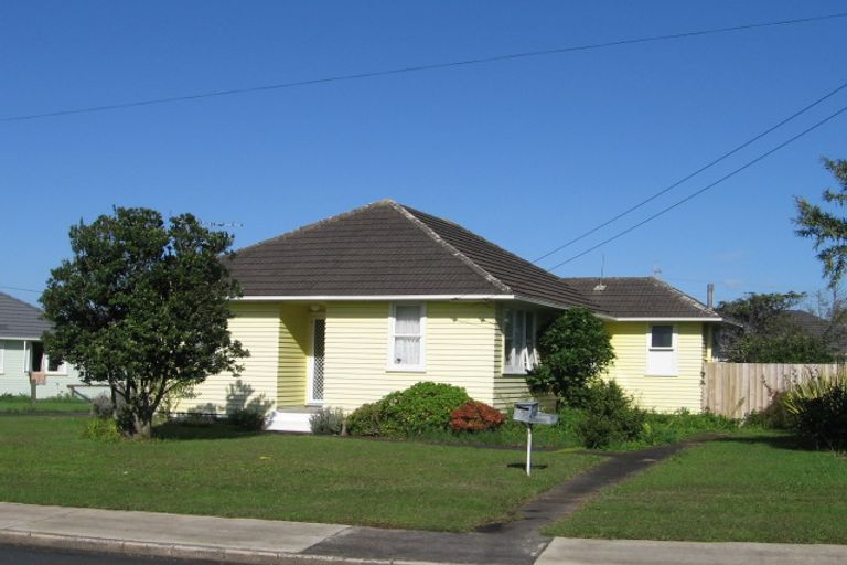 Photo of property in 37 Cobham Crescent, Otara, Auckland, 2023