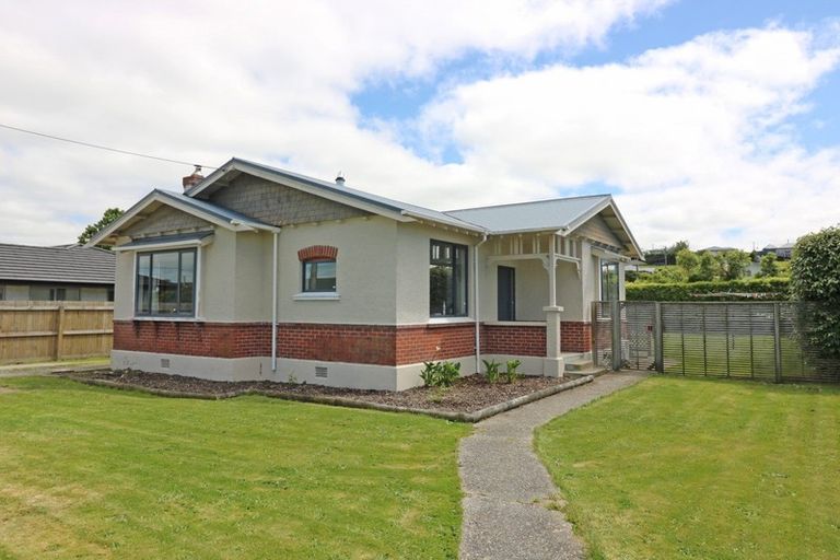 Photo of property in 21 Irving Street, Gore, 9710