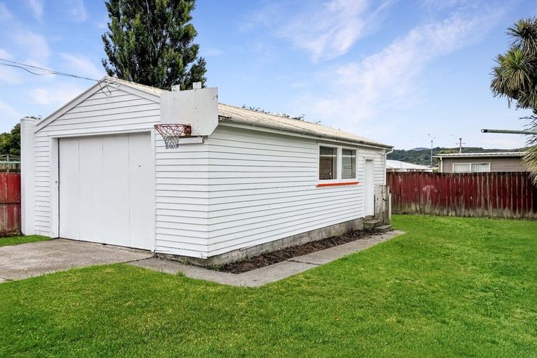 Photo of property in 48 Karaka Street, Wainuiomata, Lower Hutt, 5014