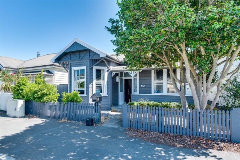 Photo of property in 151 Wellesley Road, Napier South, Napier, 4110