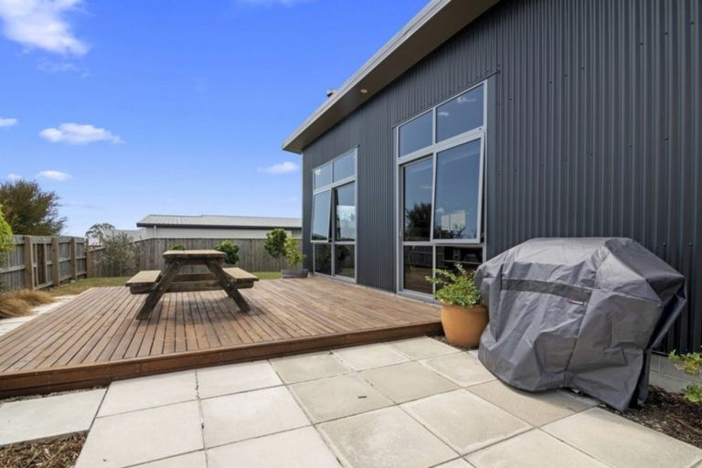 Photo of property in 31 Les Wakefield Road, Mapua, 7005