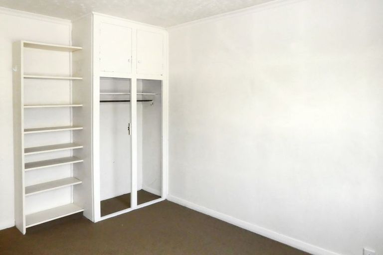 Photo of property in 8 Clonbern Place, Upper Riccarton, Christchurch, 8041