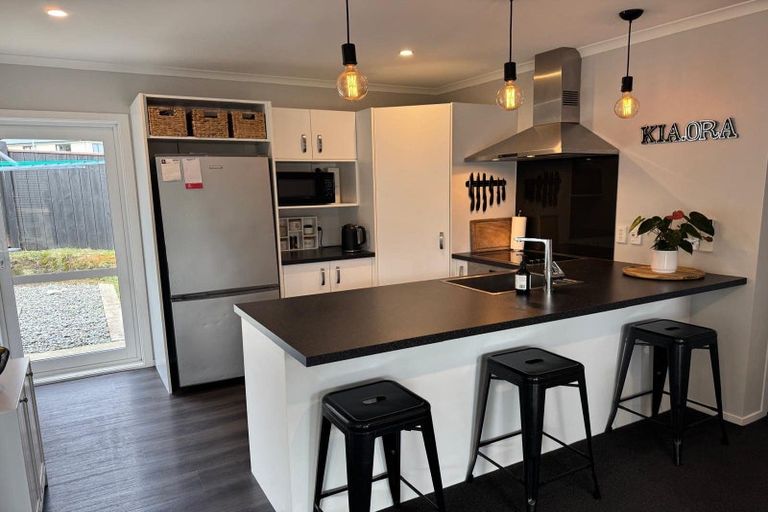 Photo of property in 18 Grande Place, Wainuiomata, Lower Hutt, 5014