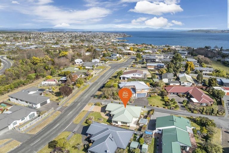 Photo of property in 76 Birch Street, Hilltop, Taupo, 3330