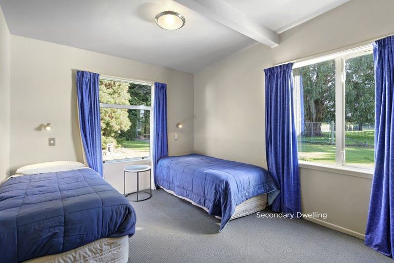 Photo of property in 602 Yaldhurst Road, Yaldhurst, Christchurch, 7676