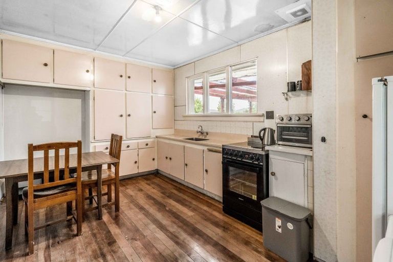 Photo of property in 84 Dipton Street, Kingswell, Invercargill, 9812