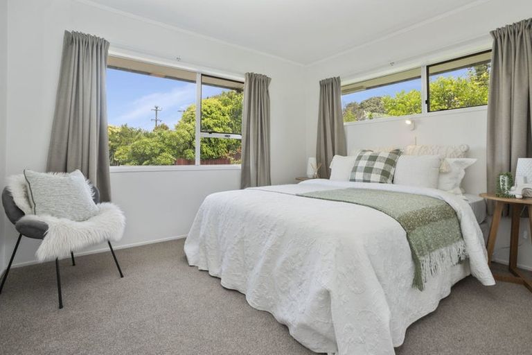Photo of property in 1/125 Forrest Hill Road, Forrest Hill, Auckland, 0620
