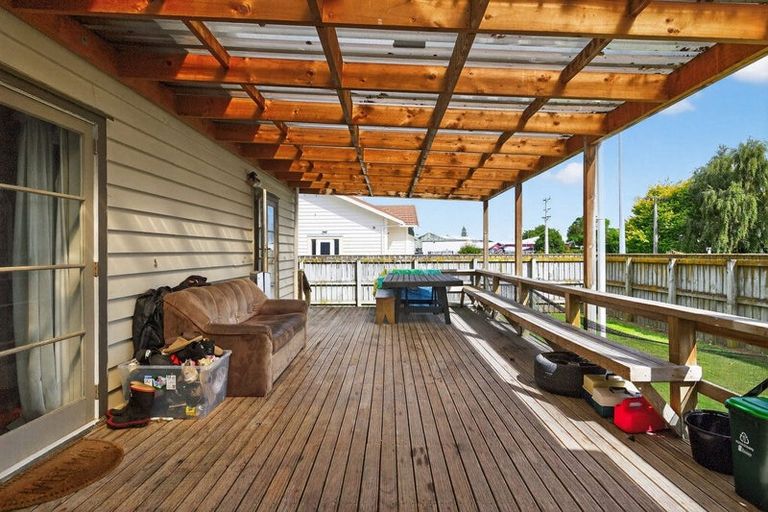 Photo of property in 1a Wellington Street, Feilding, 4702