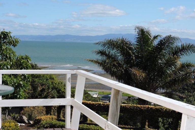 Photo of property in 15 Eames Crescent, Te Mata, Thames, 3575