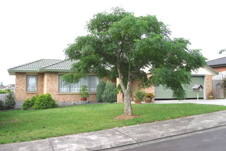 Photo of property in 25 Brittany Drive, Henderson, Auckland, 0612