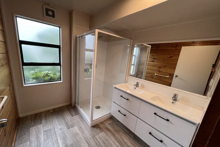 Photo of property in Te Awhina Apartments, 19/22 Sussex Street, Mount Cook, Wellington, 6021