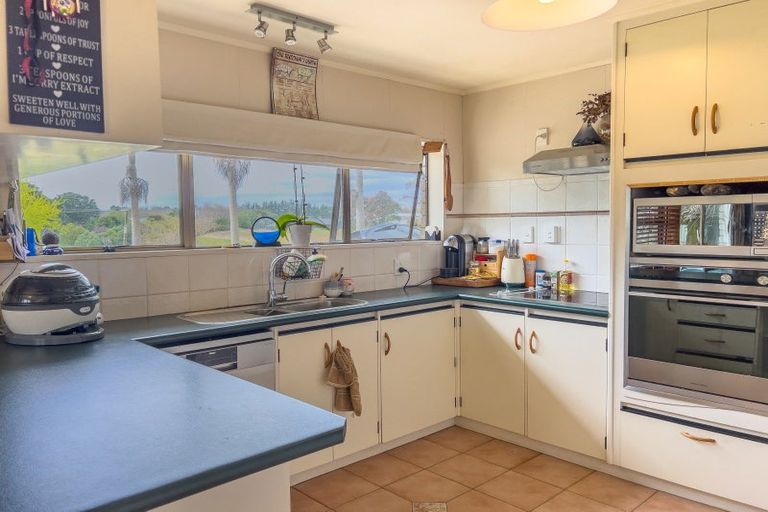 Photo of property in 115a Shakespeare Road, Waiuku, 2681
