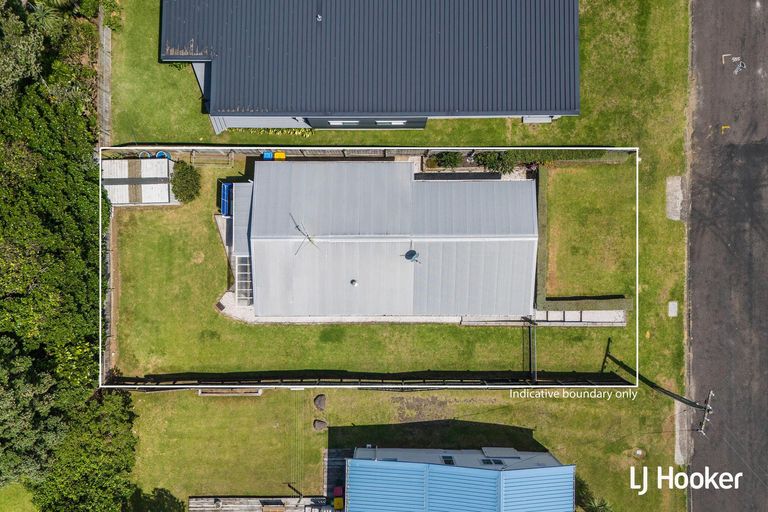Photo of property in 20 Marine Avenue, Waihi Beach, 3611